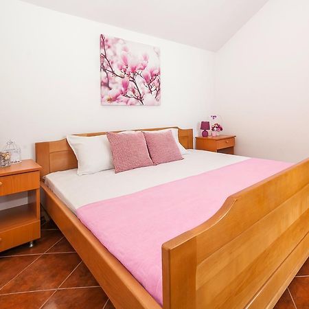 Apartments Elena 티바트 외부 사진