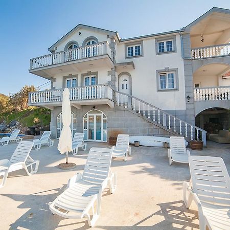 Apartments Elena 티바트 외부 사진
