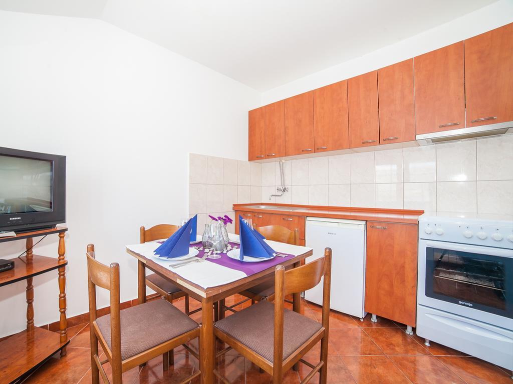 Apartments Elena 티바트 외부 사진
