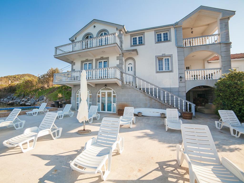 Apartments Elena 티바트 외부 사진